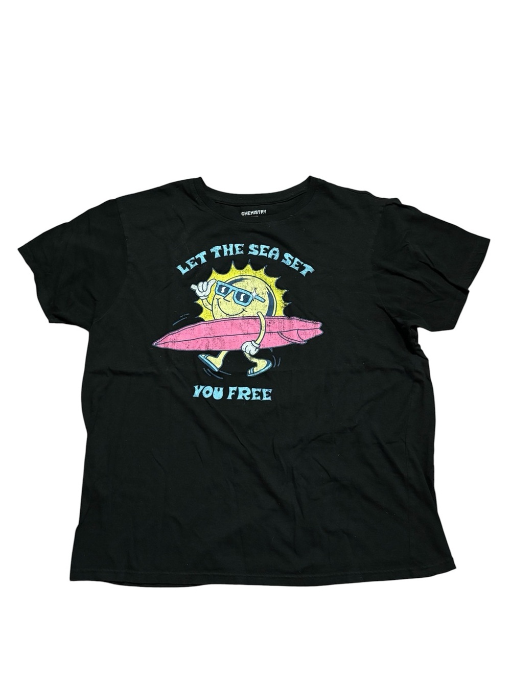 sun with surfboard tee